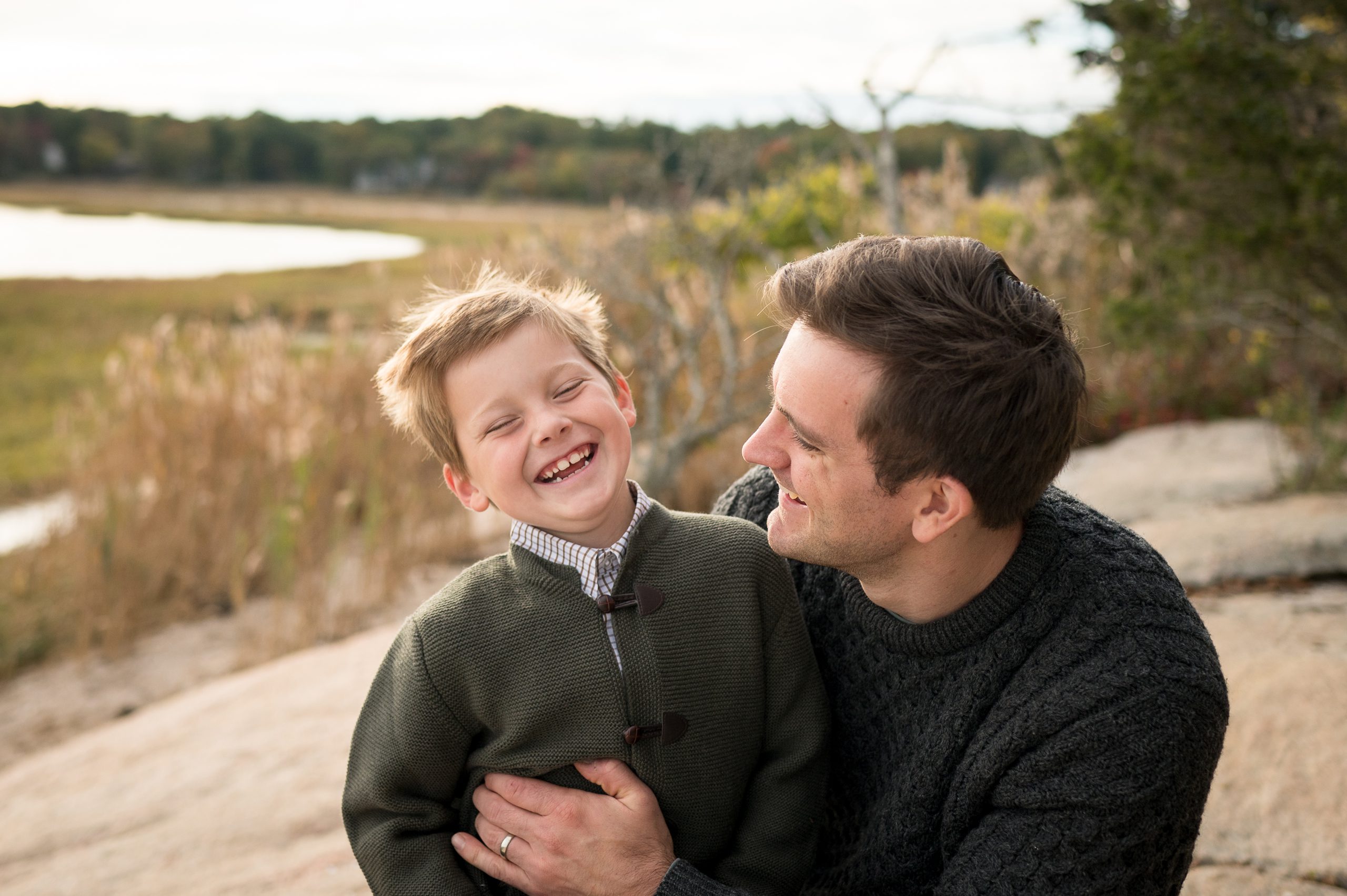 Holiday card mini sessions, dad and son